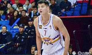 直播吧：宁波有望与俞长栋签约2年 球队继续积极寻求改变