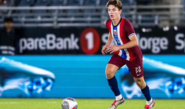 罗马诺：曼城18岁小将尼潘租借米德尔斯堡交易已完成