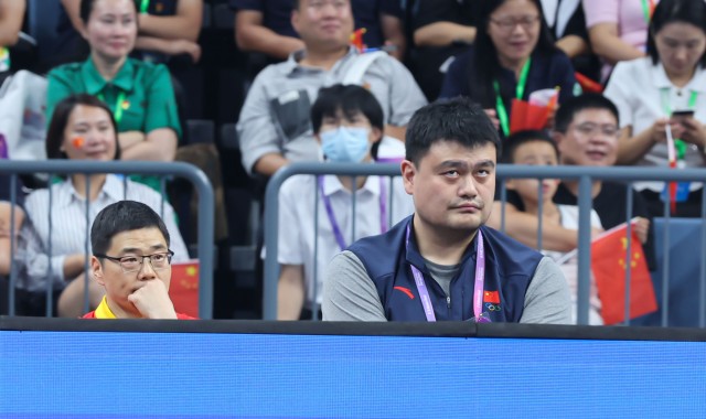 开云体育官网-姚明谈缺点：没读过书就是有差距 一路走太顺&amp;对人情冷暖不重视